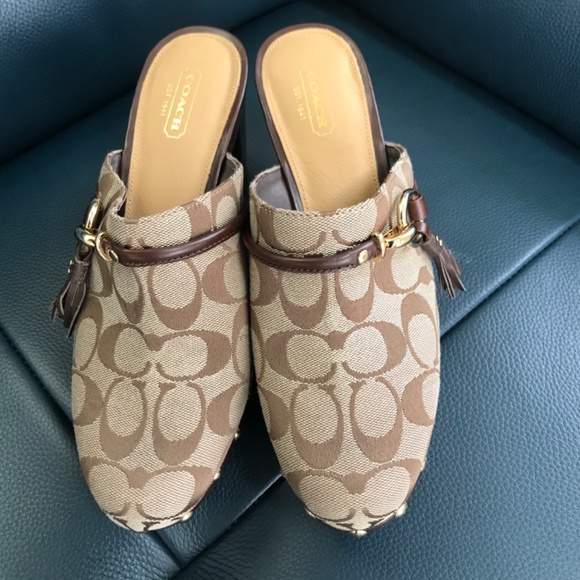 Coach Brown studded clog - Picture 2 of 5